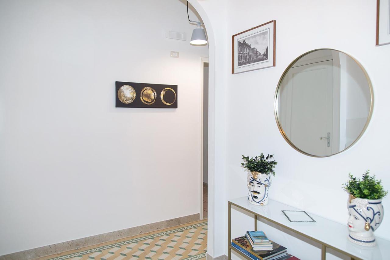 Eleonora'S House Apartment Trapani Bagian luar foto